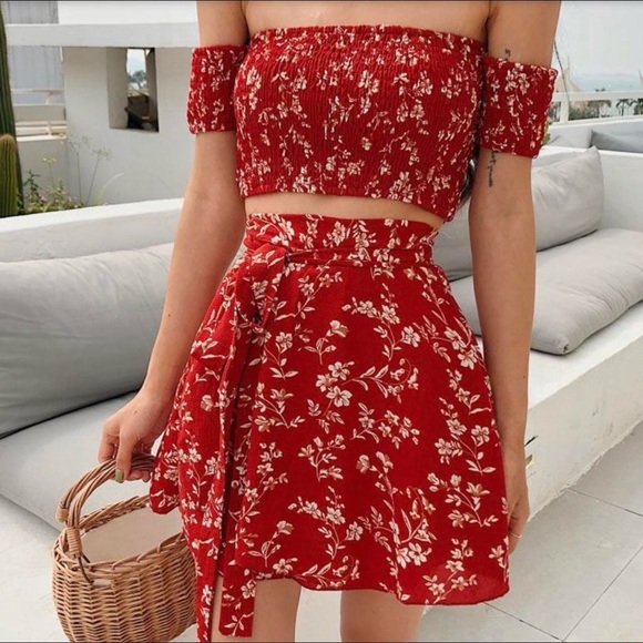 Other - Red floral crop top and skirt set